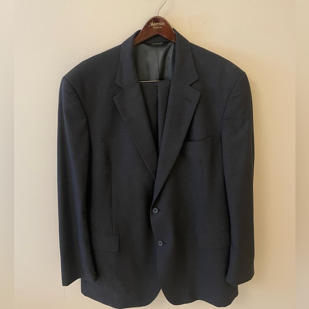 Men's Joseph A. Bank Suit 100% Wool Jacket 46L Pants 38R Dark Gray